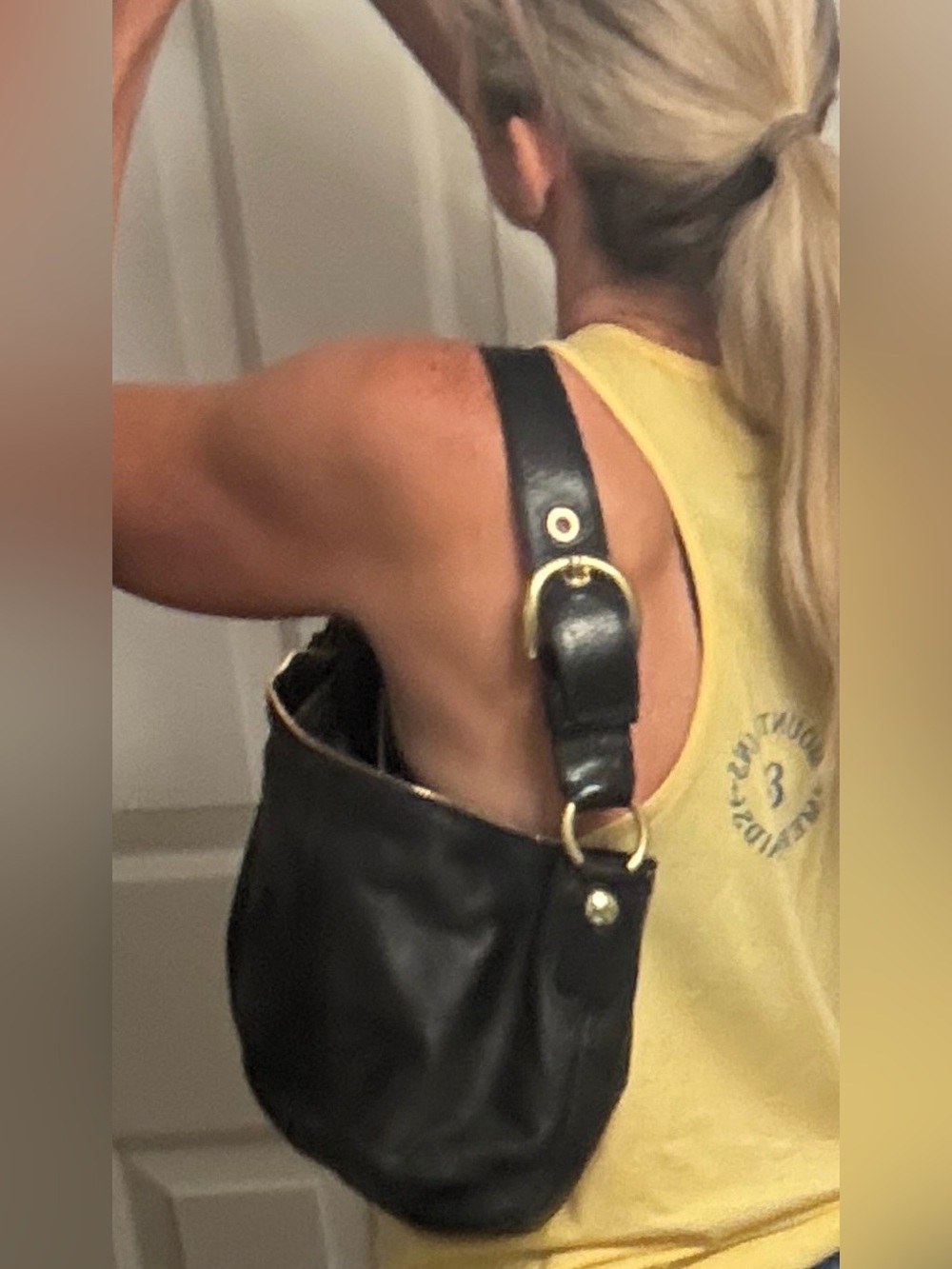 Coach Black Leather Shoulder Hobo Bag with Gold Hardware M07082-11830 - Picture 2 of 11